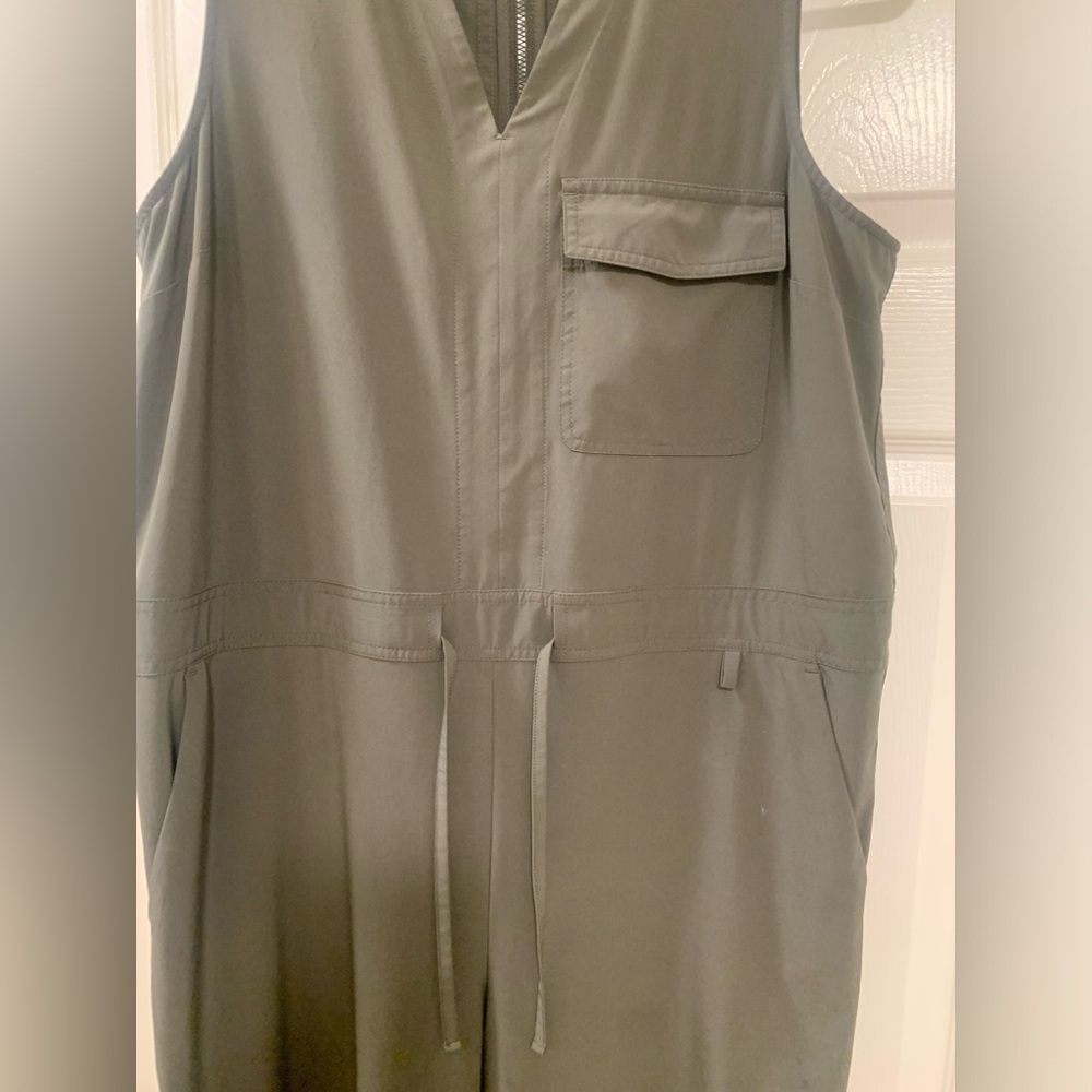 Athleta Olive Green Sleeveless Jumpsuit - Picture 5 of 5